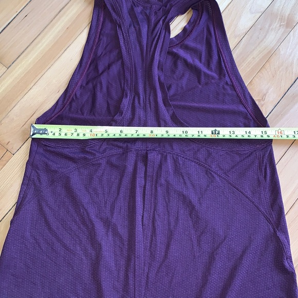 Lululemon tank - Picture 5 of 6